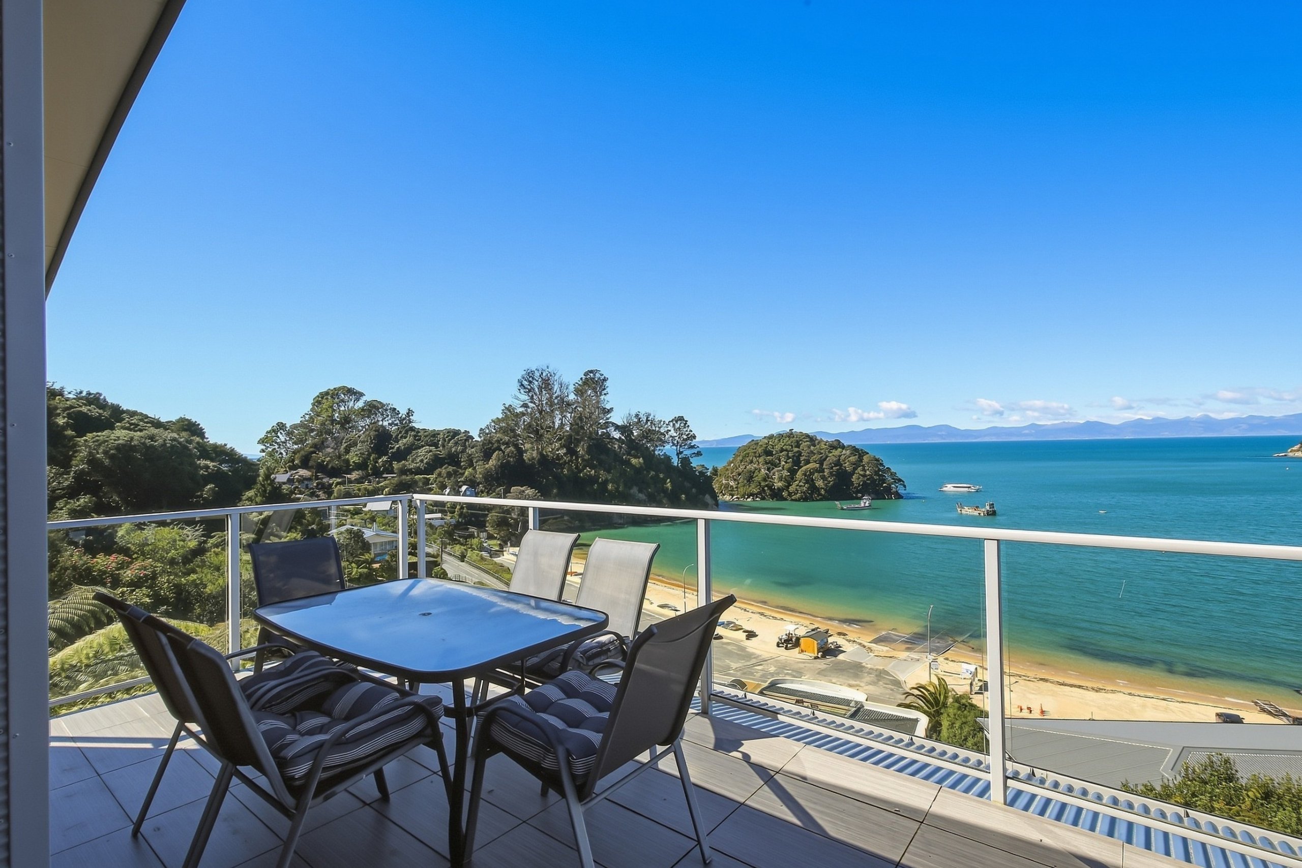 Kaiteriteri and Marahau — 